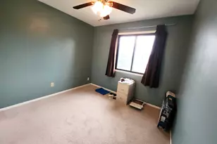 4418 Clover Ln, Eagan, MN 55122 - Photo 15