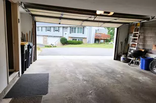 4418 Clover Ln, Eagan, MN 55122 - Photo 7