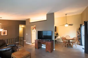 4418 Clover Ln, Eagan, MN 55122 - Photo 11