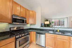 821 Thornton St SE, Minneapolis, MN 55414 - Photo 13