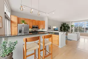 821 Thornton St SE, Minneapolis, MN 55414 - Photo 15