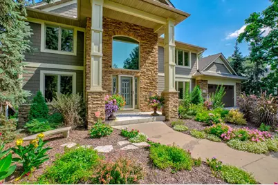 5256 Oxford Street N, Shoreview, MN 55126 - Photo 3