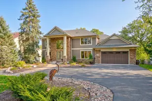 5256 Oxford St N, Shoreview, MN 55126 - Photo 3