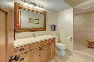 5256 Oxford St N, Shoreview, MN 55126 - Photo 33