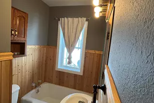 105 Arnold Ave N, Thief River Falls, MN 56701 - Photo 17