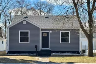 105 Arnold Ave N, Thief River Falls, MN 56701 - Photo 1