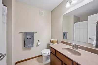 9518 Vera Cruz Lane N, Brooklyn Park, MN 55443 - Photo 11