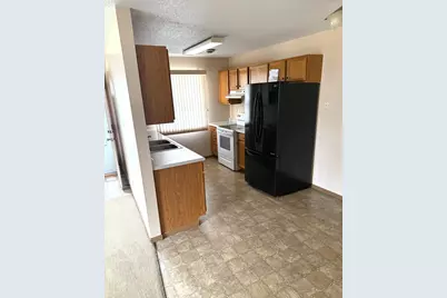 1709 Sheridan Avenue #30, Montevideo, MN 56265 - Photo 5