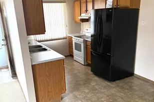 1709 Sheridan Ave, Montevideo, MN 56265 - Photo 5