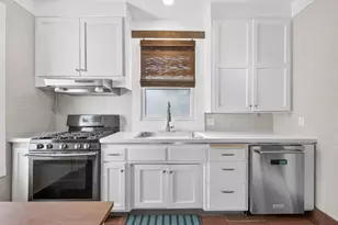 913 E 39th St, Minneapolis, MN 55407 - Photo 17