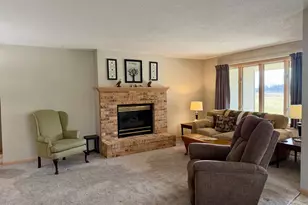 1329 Jackson Dr, Hastings, MN 55033 - Photo 11