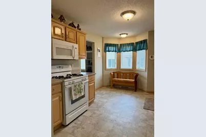 1329 Jackson Drive, Hastings, MN 55033 - Photo 5