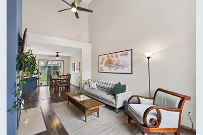 585 Mission Hills Way W, Chanhassen, MN 55317 - Photo 5