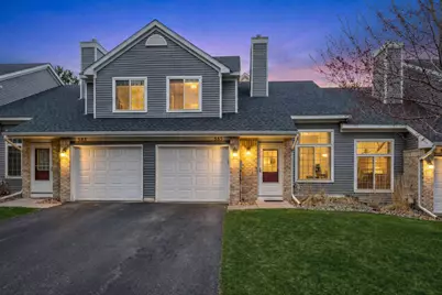 585 Mission Hills Way W, Chanhassen, MN 55317 - Photo 1