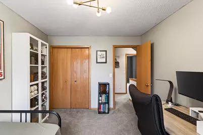 585 Mission Hills Way W, Chanhassen, MN 55317 - Photo 19