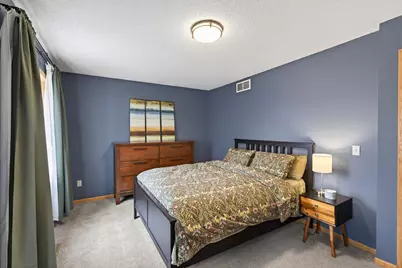 585 Mission Hills Way W, Chanhassen, MN 55317 - Photo 23