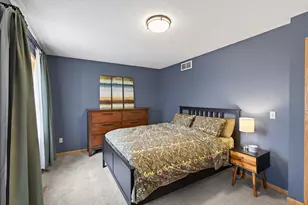 585 Mission Hills Way W, Chanhassen, MN 55317 - Photo 23