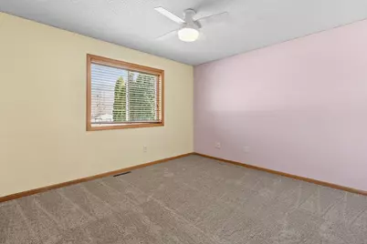 7297 Whitehall Road, Shakopee, MN 55379 - Photo 25