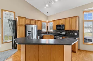 7297 Whitehall Rd, Shakopee, MN 55379 - Photo 17