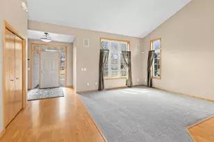 7297 Whitehall Rd, Shakopee, MN 55379 - Photo 13