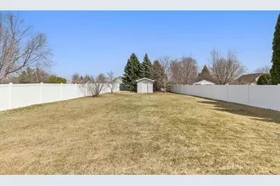 7297 Whitehall Road, Shakopee, MN 55379 - Photo 3