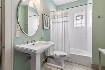 2310 Humboldt Avenue S, Minneapolis, MN 55405 - Photo 25