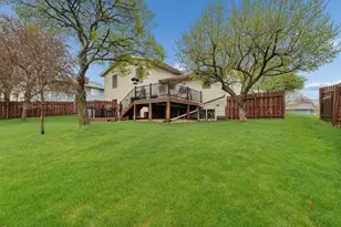 2118 Hale Ave N, Oakdale, MN 55128 - Photo 23
