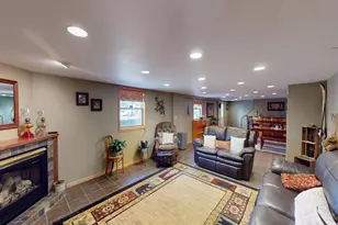 206 West St, Walters, MN 56097 - Photo 23