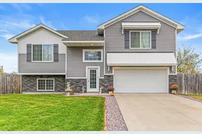 700 Horseshoe Lane, Braham, MN 55006 - Photo 3