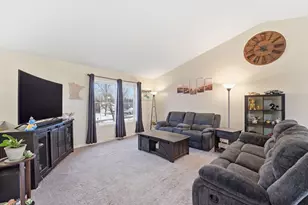 700 Horseshoe Ln, Braham, MN 55006 - Photo 9