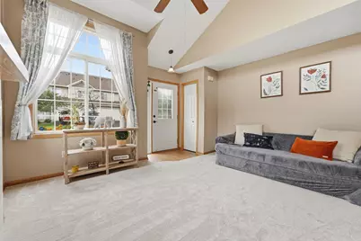 2222 Boulder Point, Shakopee, MN 55379 - Photo 7