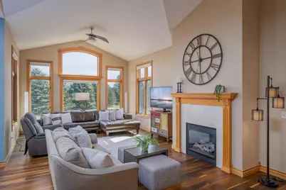 11362 Hillcrest Drive N, Champlin, MN 55316 - Photo 3