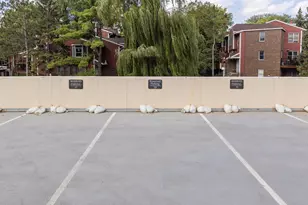 3151 Dean Ct, Minneapolis, MN 55416 - Photo 37