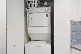 3151 Dean Ct, Minneapolis, MN 55416 - Photo 7