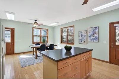 2019 Franklin Avenue SE, Minneapolis, MN 55414 - Photo 11