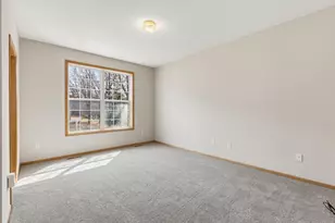 419 Meadowood Ln, Burnsville, MN 55337 - Photo 15