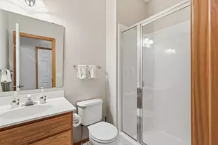 419 Meadowood Ln, Burnsville, MN 55337 - Photo 23