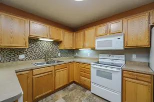 17257 Marshfield Ln, Prior Lake, MN 55372 - Photo 9