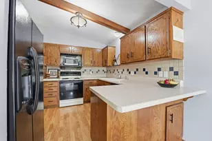 838 Martha Lake Ct, Shoreview, MN 55126 - Photo 9