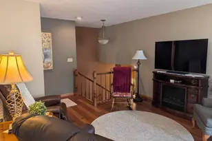 209 S 10th St, Montevideo, MN 56265 - Photo 13