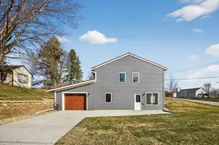 311 Highland Ct SW, Rochester, MN 55902 - Photo 5