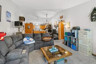 13027 Penn Ave S, Burnsville, MN 55337 - Photo 11