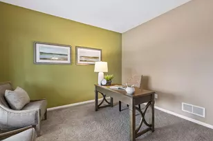 21011 Itami Trail, Lakeville, MN 55044 - Photo 7