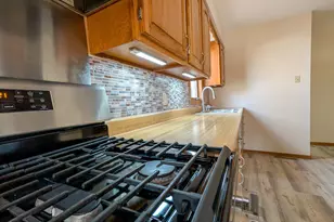 1008 9th Ave SW, Austin, MN 55912 - Photo 9