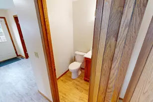 1008 9th Ave SW, Austin, MN 55912 - Photo 5