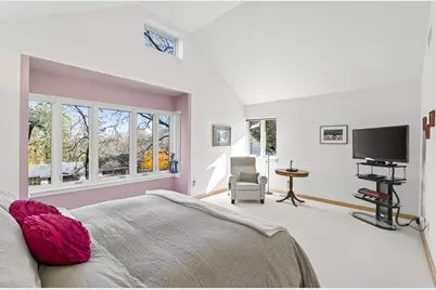 555 Montcalm Place, Saint Paul, MN 55116 - Photo 23