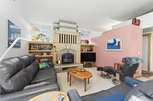 555 Montcalm Pl, Saint Paul, MN 55116 - Photo 19