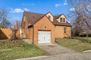 1402 Idaho Ave W, Falcon Heights, MN 55108 - Photo 35