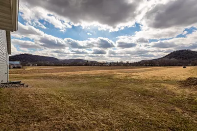 205 Pheasant Run, Rollingstone, MN 55969 - Photo 23