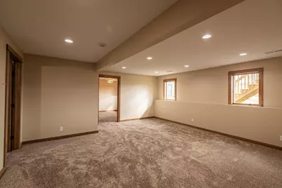 205 Pheasant Run, Rollingstone, MN 55969 - Photo 15